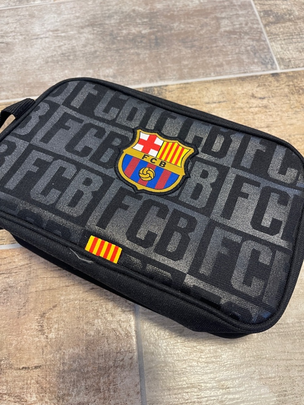 FCBarcelona Travel Toiletry Bag Like New Double Zip - Picture 3 of 10
